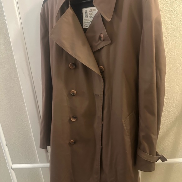 London Fog Women's Tan Trench Coat - Picture 1 of 7